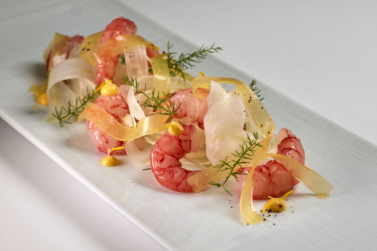 “Crudo di gambero rosso, finocchi e arance”, l'antipasto dello chef